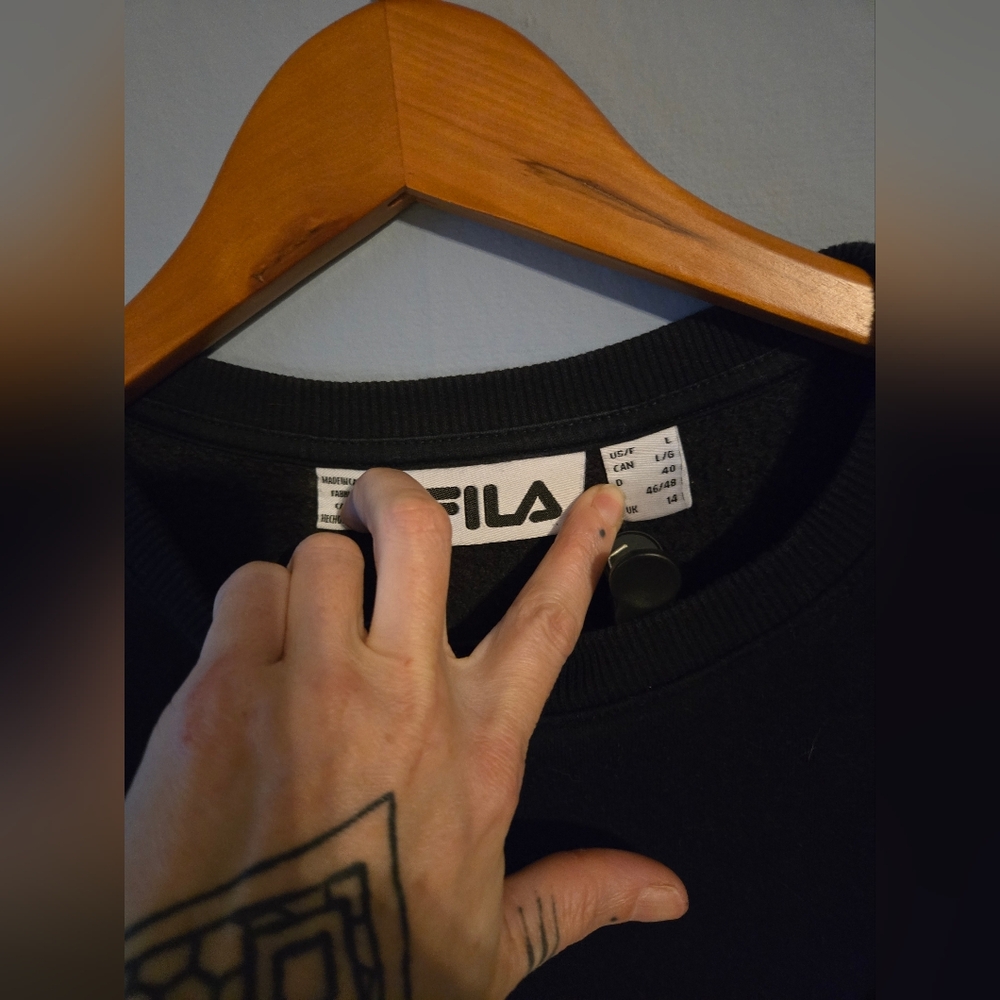 FILA Colorblock Sweatshirt - Picture 3 of 5